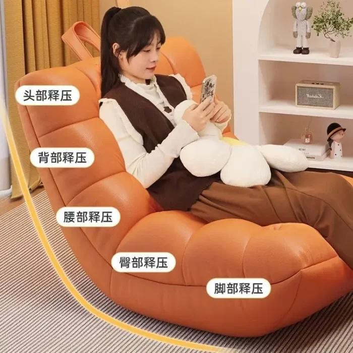 Lazy people can lie down and sleep on tatami beds, small sofas, leisure balconies, single person caterpillar lounge chairs - Image 4