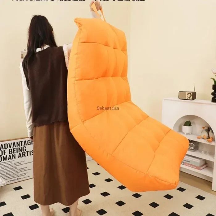Lazy people can lie down and sleep on tatami beds, small sofas, leisure balconies, single person caterpillar lounge chairs - Image 2